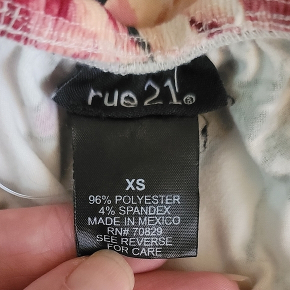 Rue 21 Floral Off-Shoulder Bodysuit - Picture 7 of 7